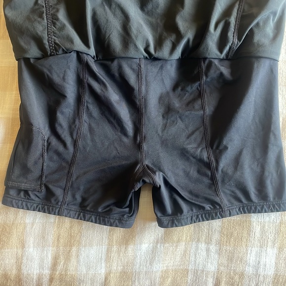 Lululemon Skort - Picture 5 of 5